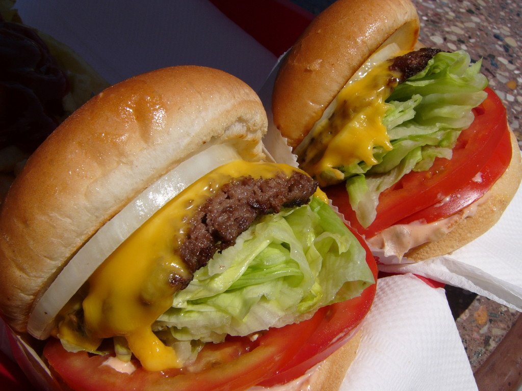 In-N-Out_Burger_cheeseburgers