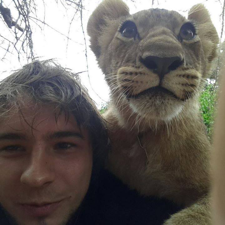 animal-and-human-selfie-18