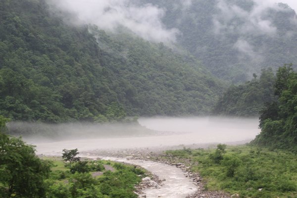 4264799-River-Ganges-Rishikesh-1